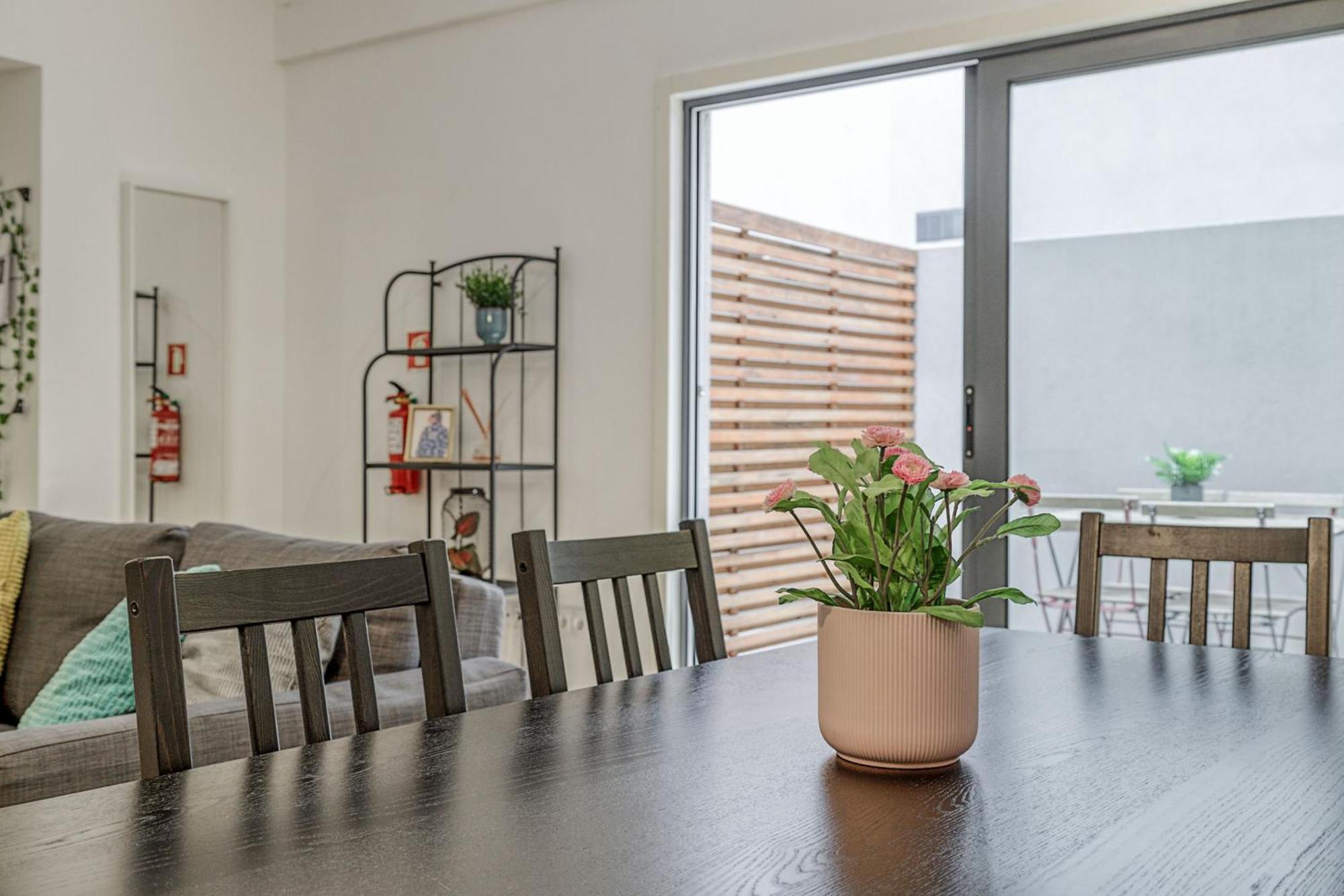 Travel And Live Apartments Porto Exterior photo
